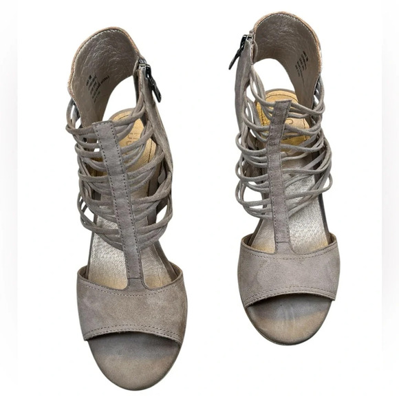 Lucca Lane | Amber Beige Suede Leather Cage Open Toe Stacked Heel Sandals - Picture 3 of 9